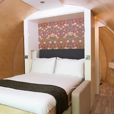 Lägenhet Forth Mountain Glamping Ballintlea