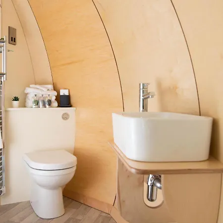 Forth Mountain Glamping Lägenhet Ballintlea