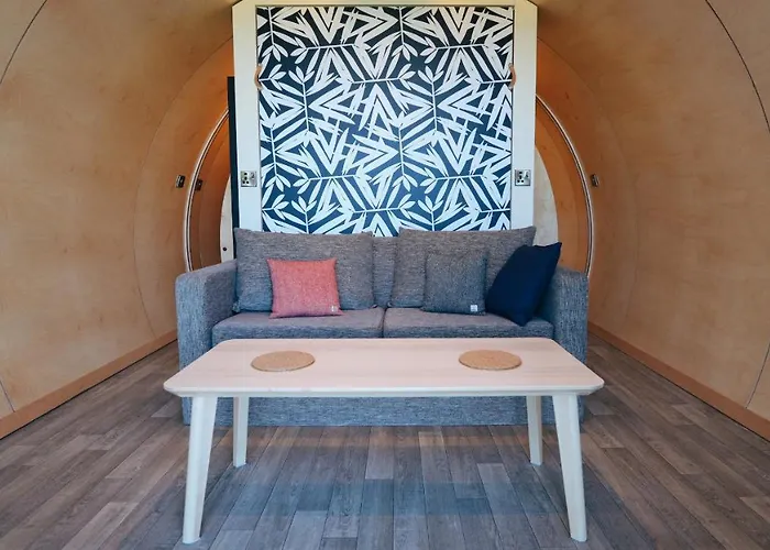 Forth Mountain Glamping * Ballintlea